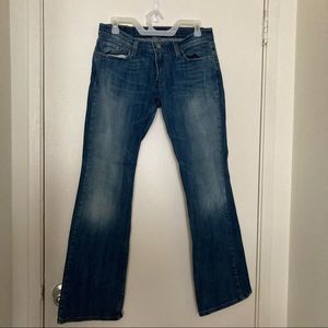11m Levi jeans